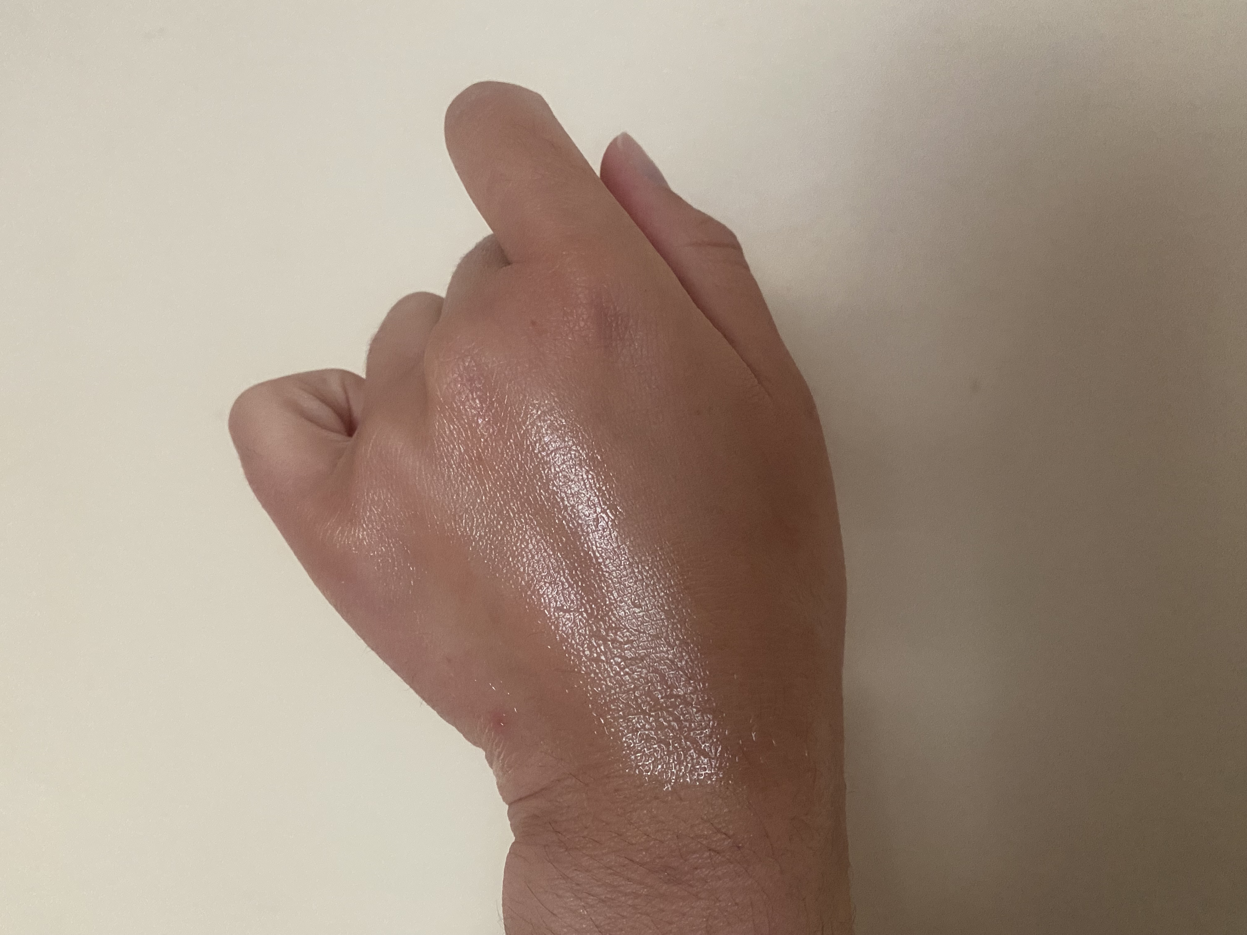 Sol de Janeiro SPF Review - Vanessa Body Spray Swatch | Space NK Sol de Janeiro SPF Review - Vanessa Body Spray Swatch | Space NK